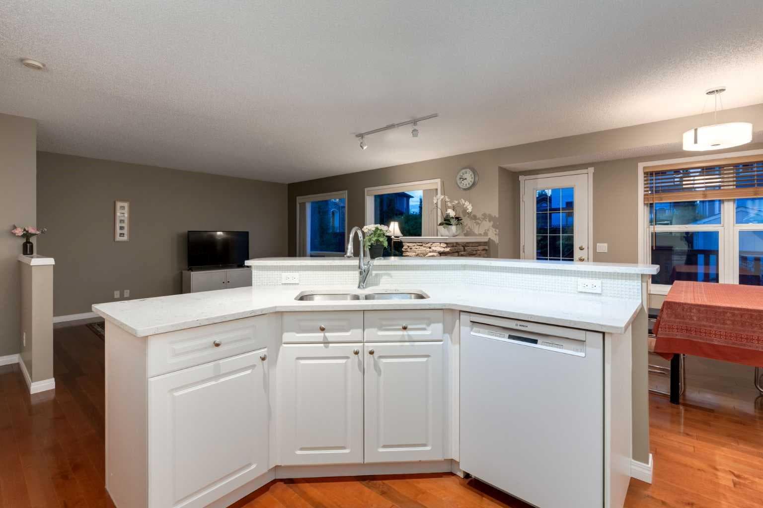 151 Arbour Butte Road NW