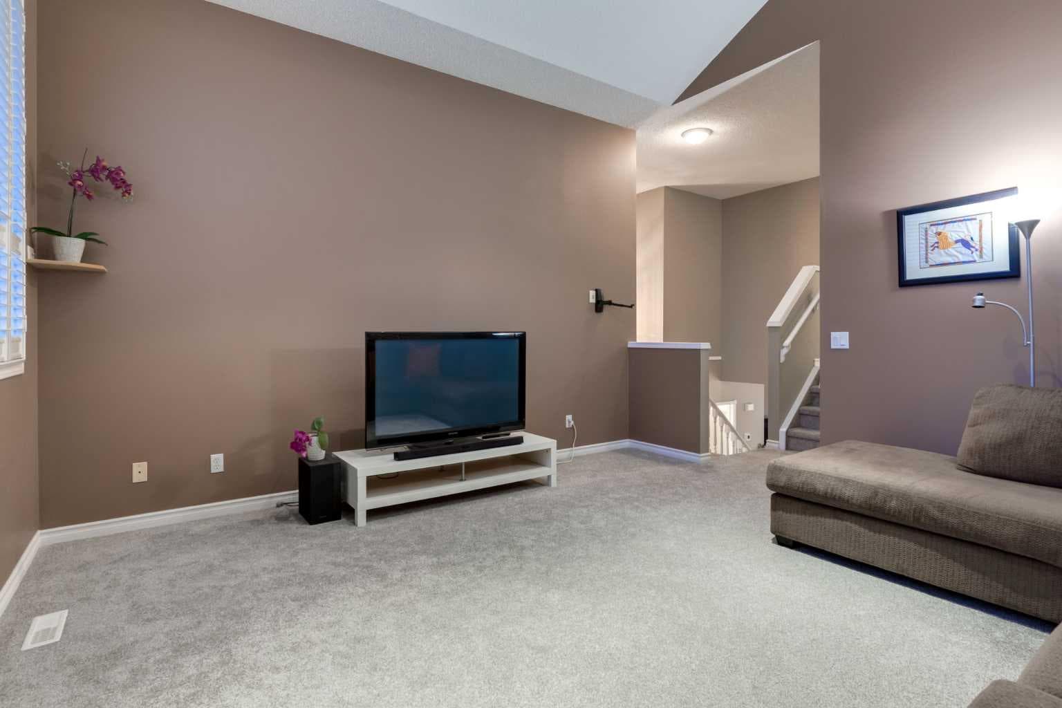 151 Arbour Butte Road NW