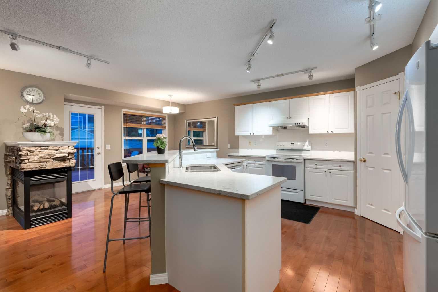 151 Arbour Butte Road NW