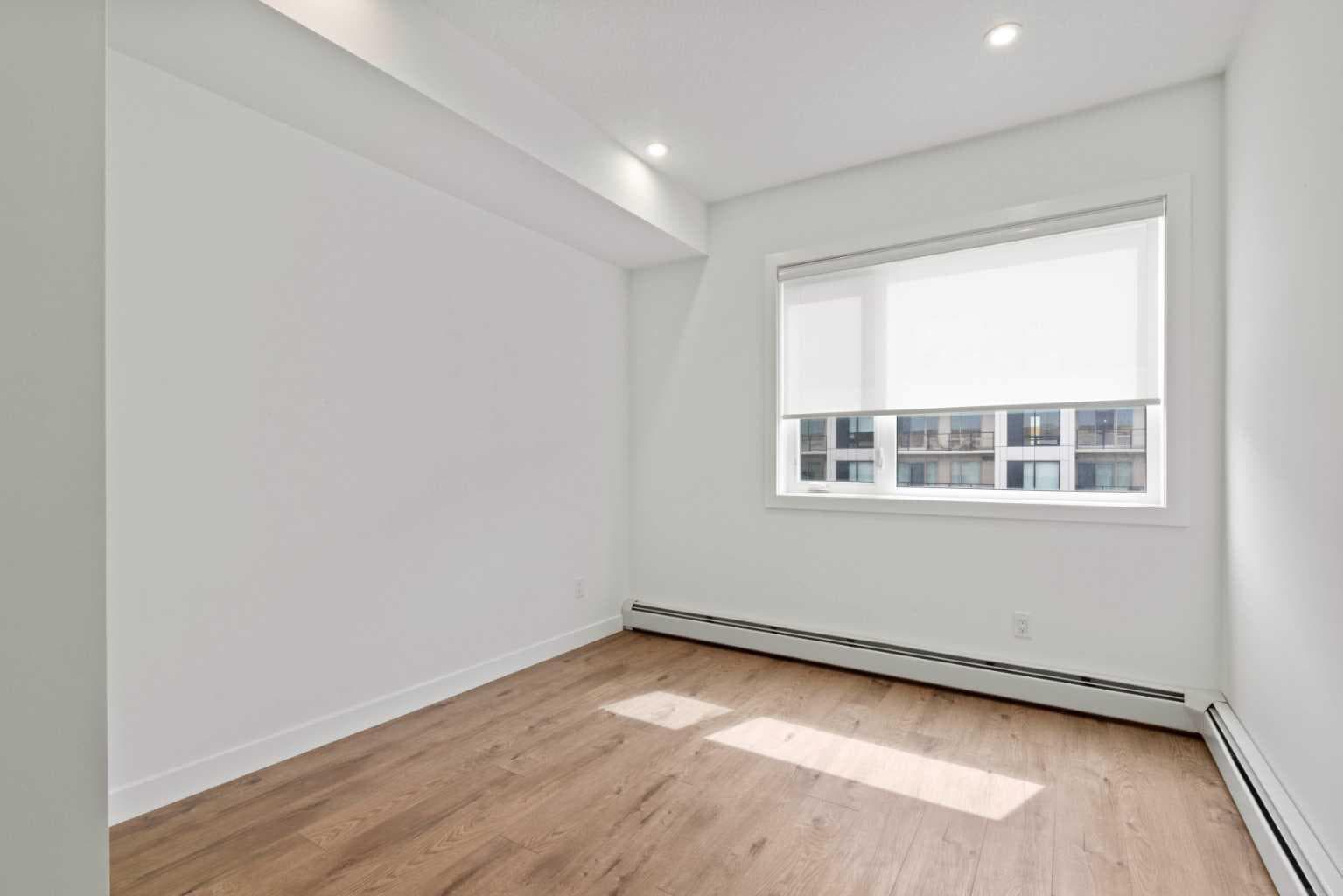 606, 8370 Broadcast Avenue SW
