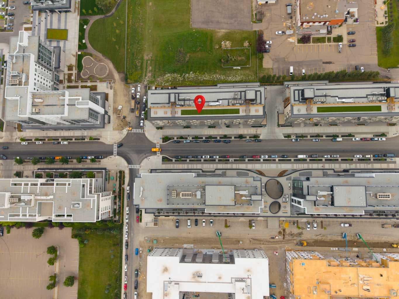 606, 8370 Broadcast Avenue SW