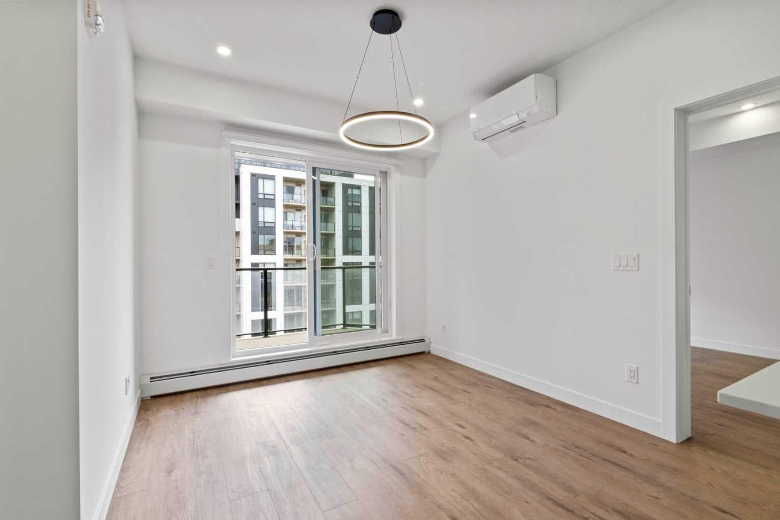 606, 8370 Broadcast Avenue SW