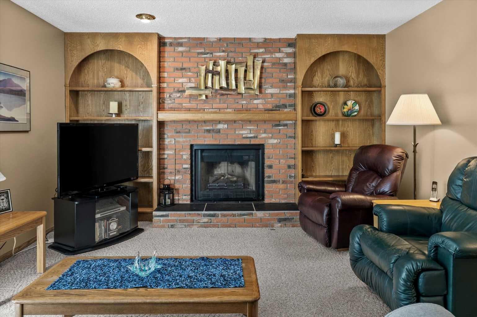 8 Deerbow Circle SE