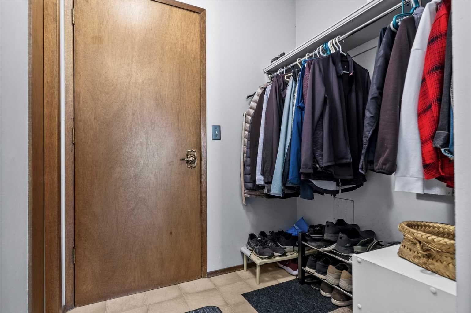 8 Deerbow Circle SE