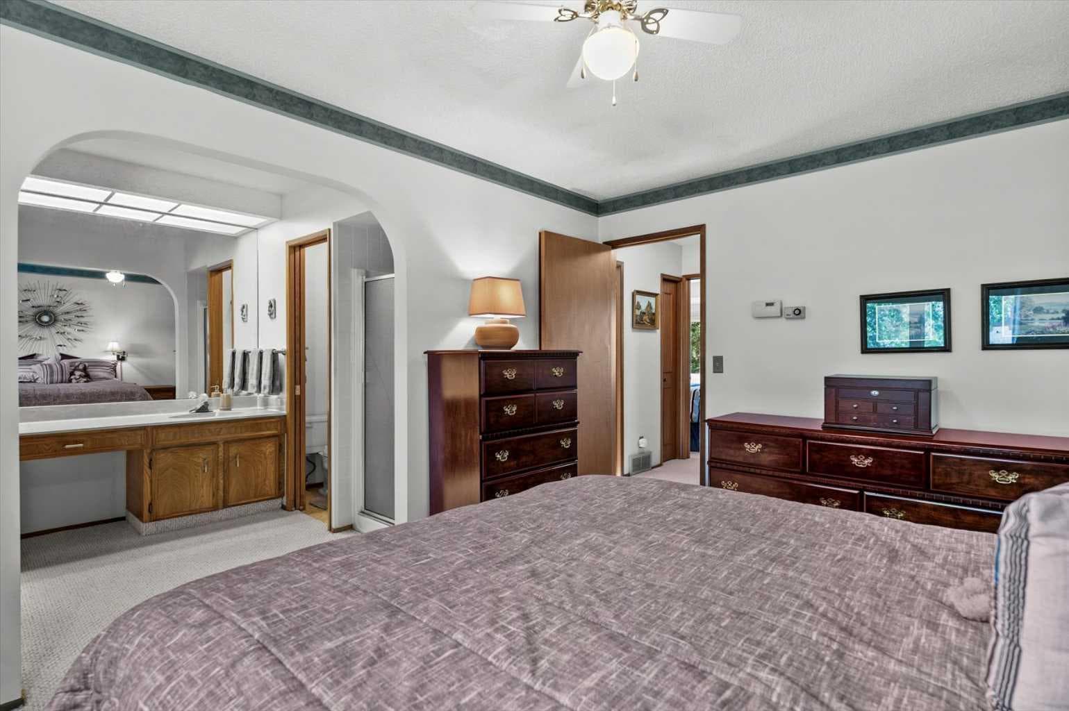 8 Deerbow Circle SE