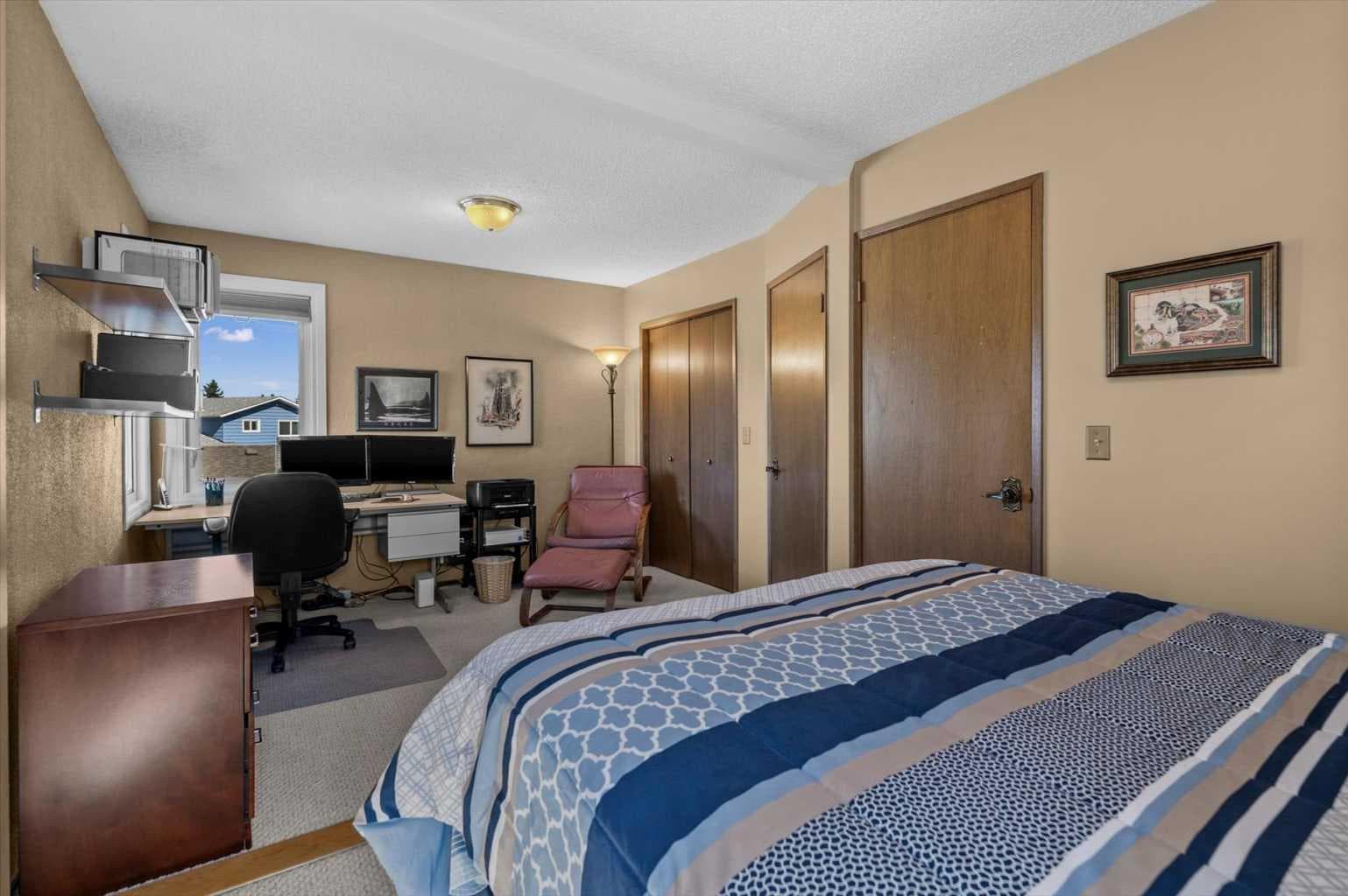 8 Deerbow Circle SE