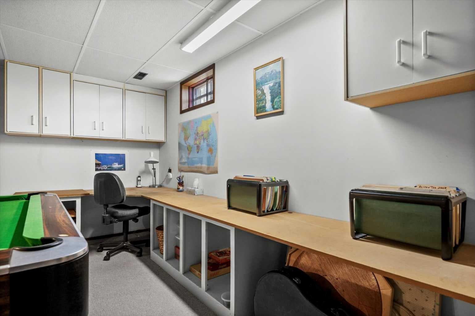 8 Deerbow Circle SE