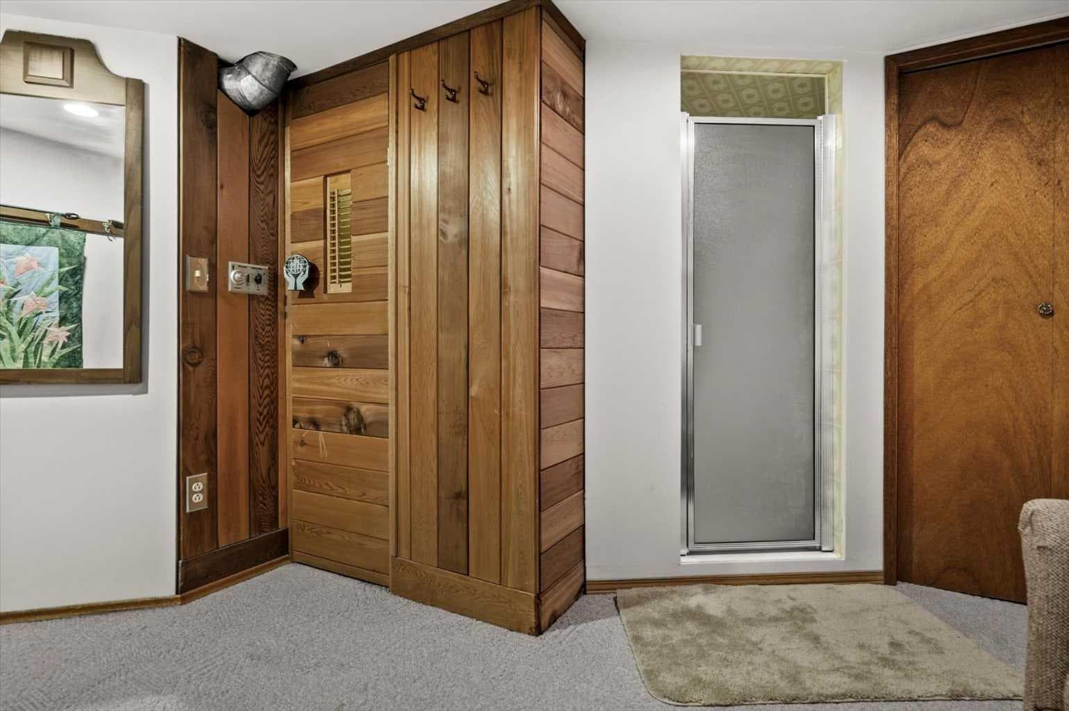 8 Deerbow Circle SE