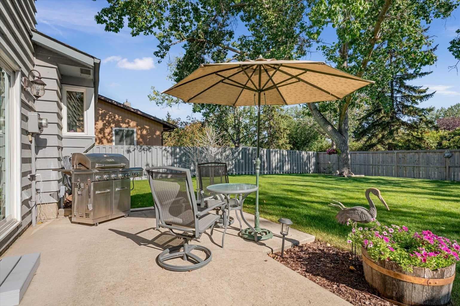 8 Deerbow Circle SE