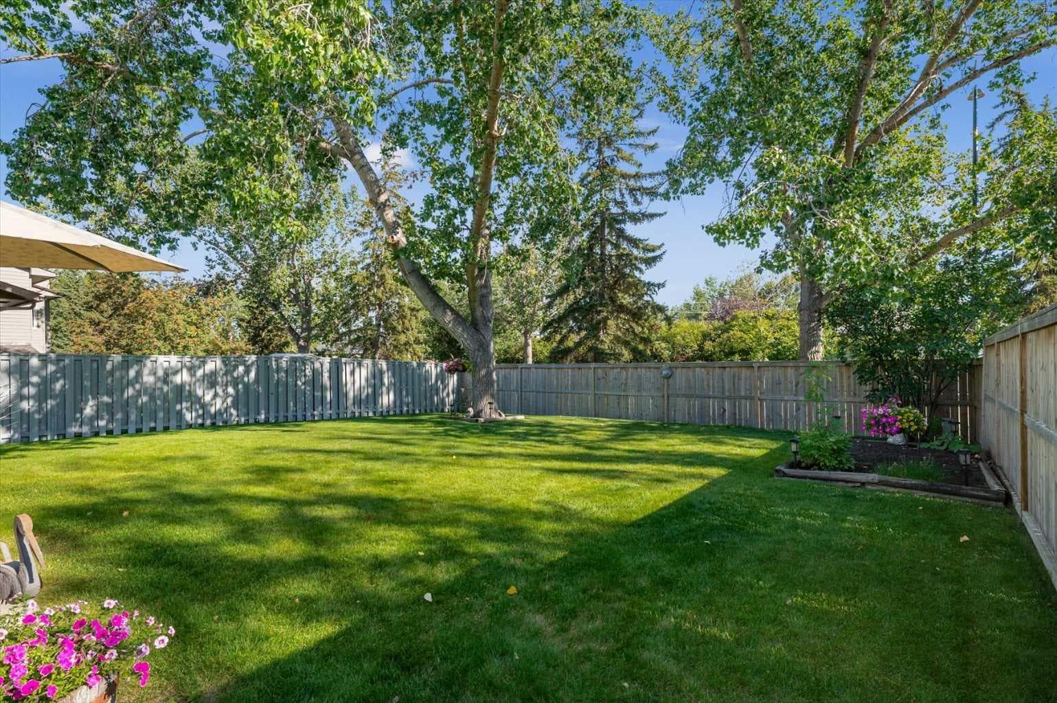 8 Deerbow Circle SE