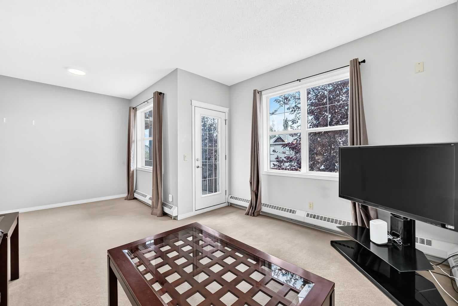 204, 37 Prestwick Drive SE