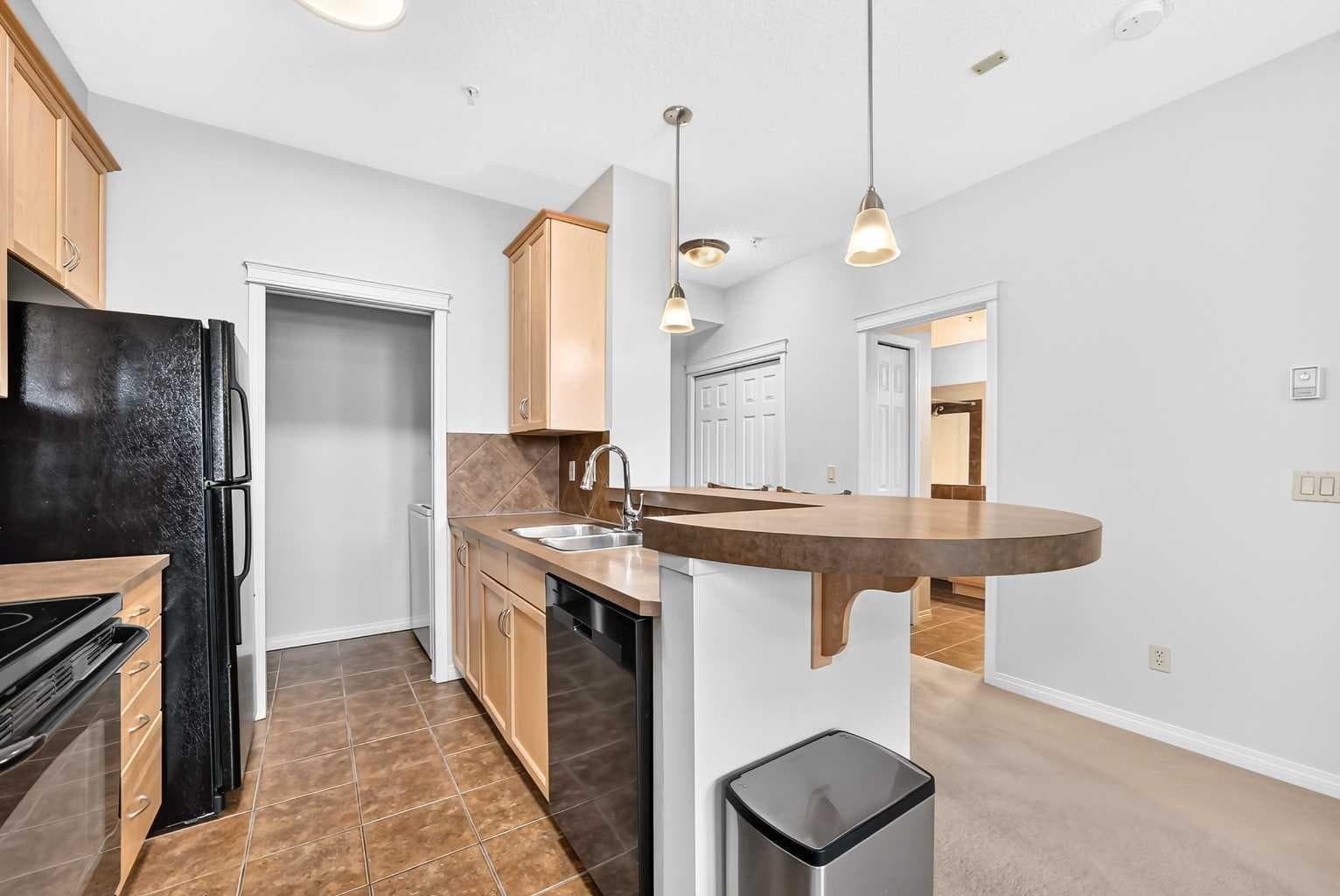 204, 37 Prestwick Drive SE