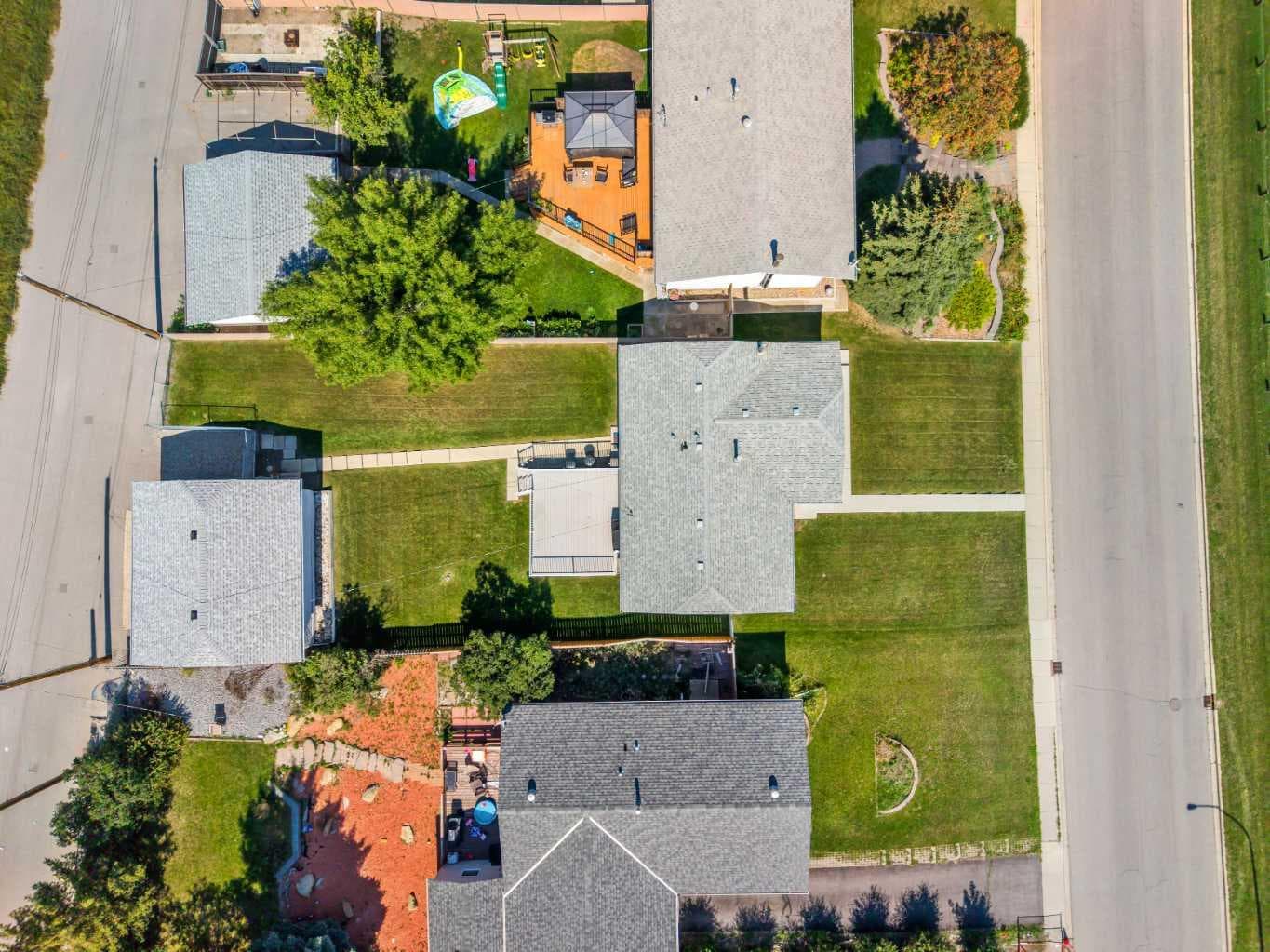 1307 Lake Ontario Drive SE
