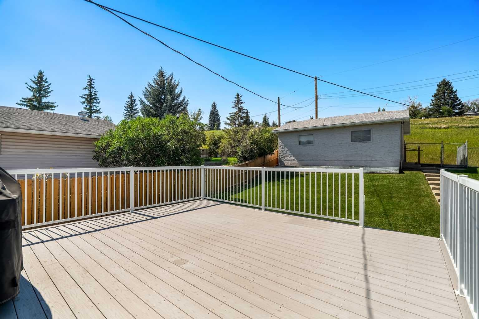 1307 Lake Ontario Drive SE