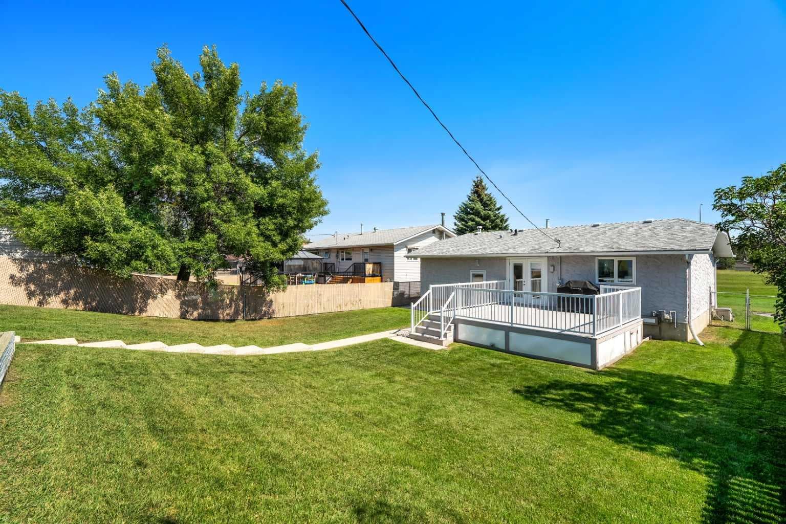 1307 Lake Ontario Drive SE