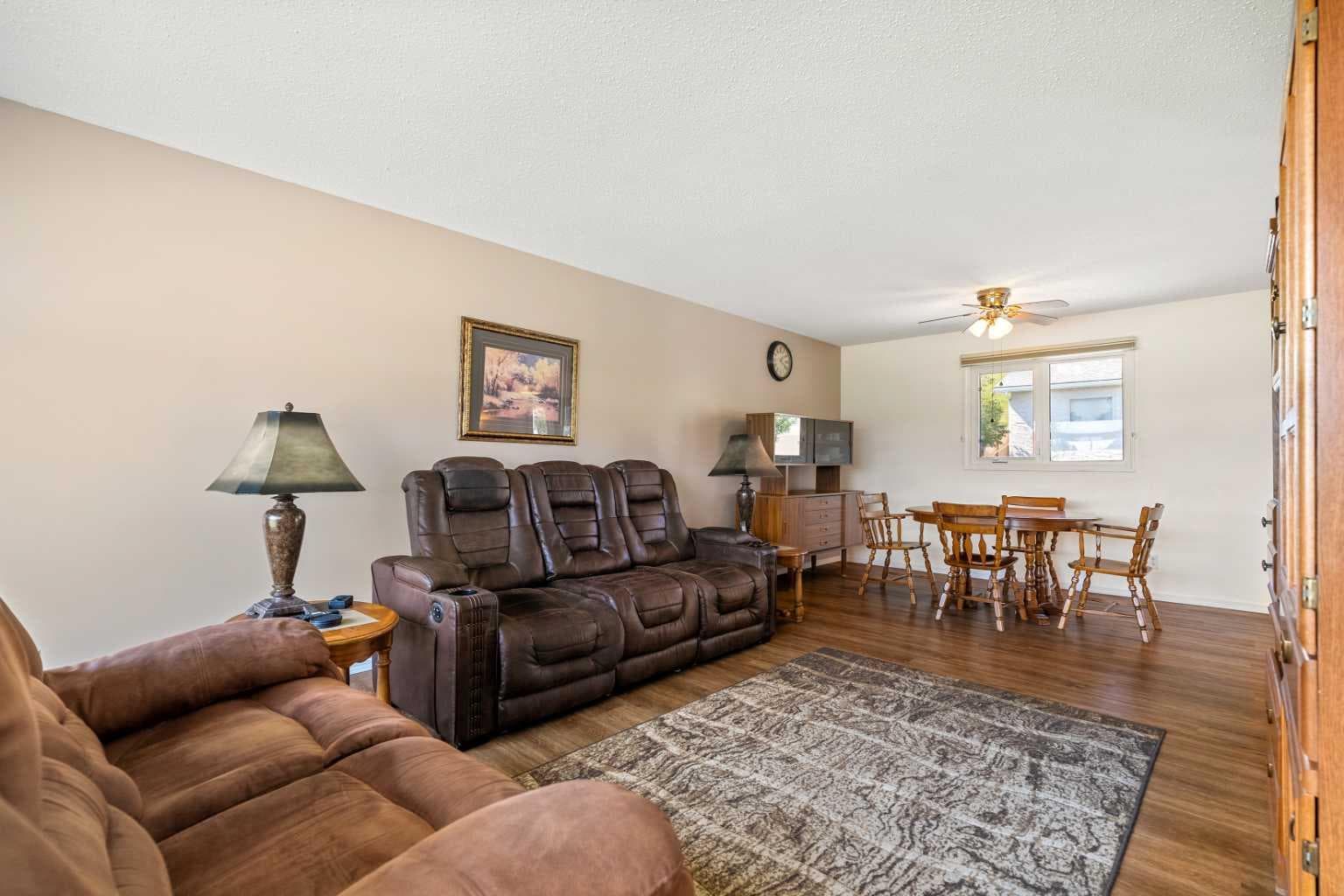 1307 Lake Ontario Drive SE