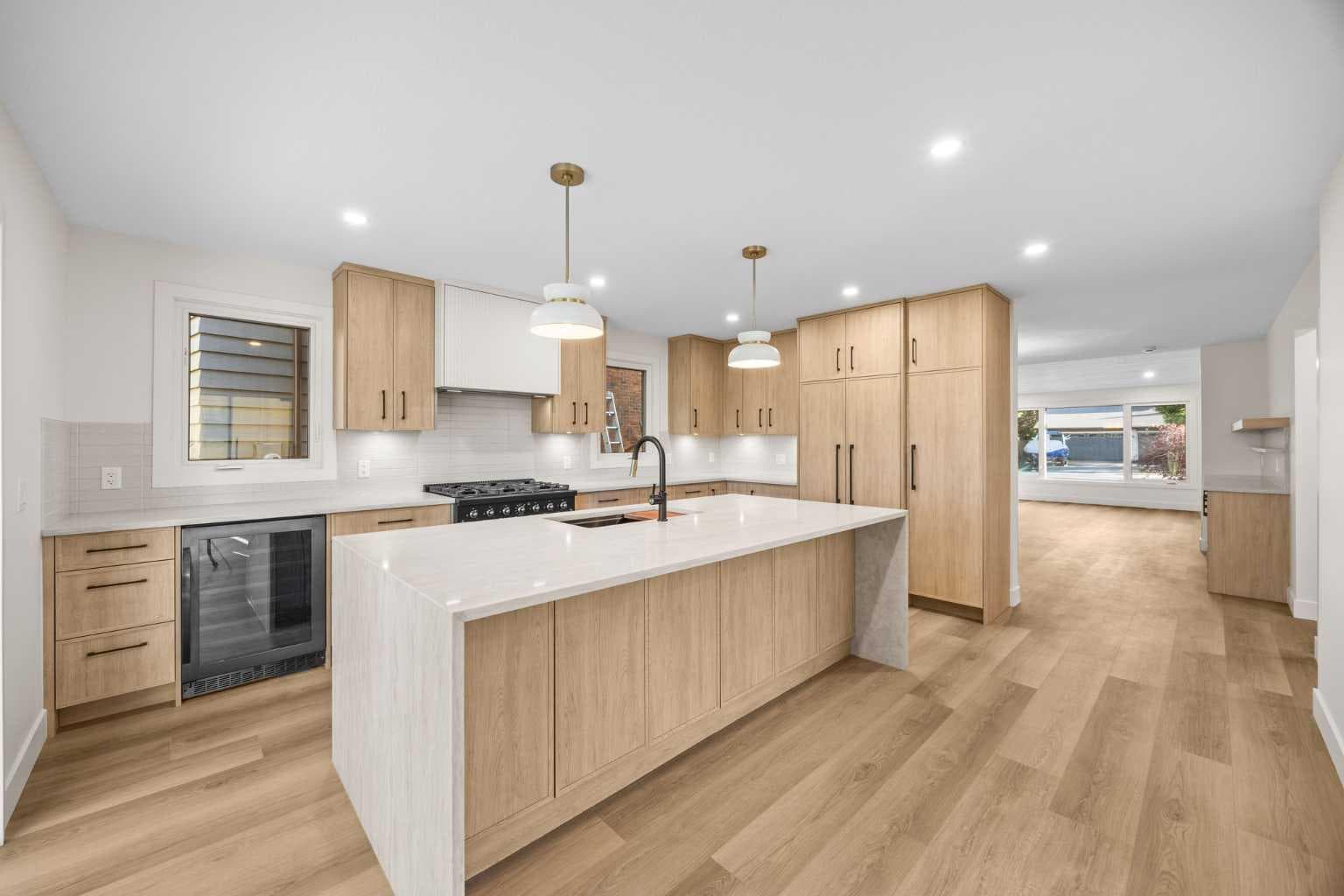 44 Canterbury Drive SW