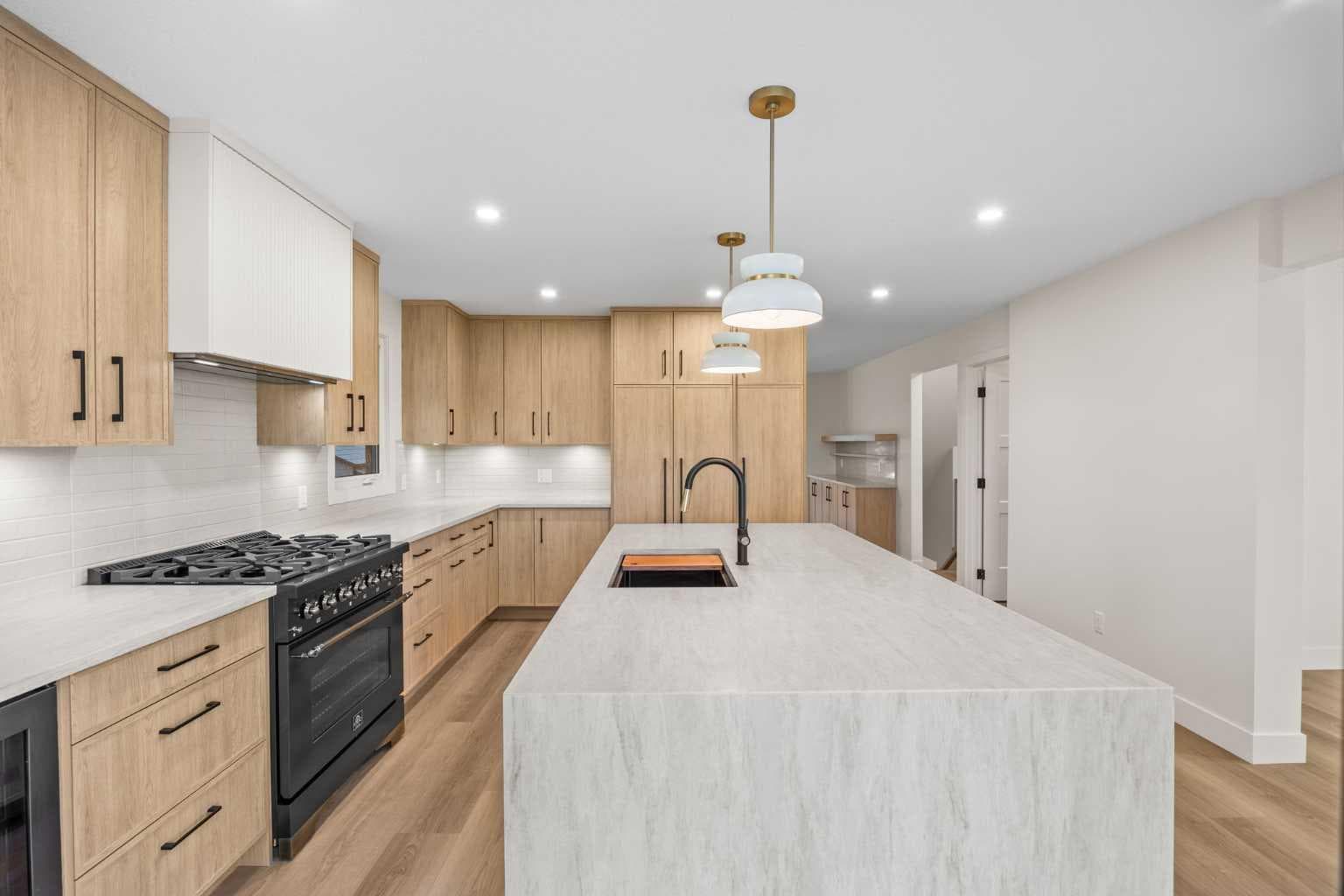 44 Canterbury Drive SW