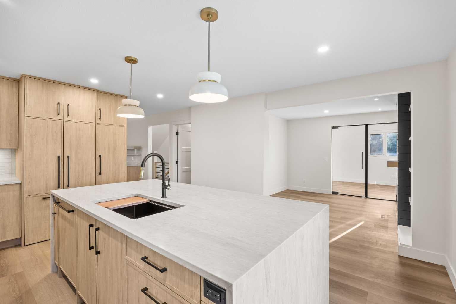 44 Canterbury Drive SW