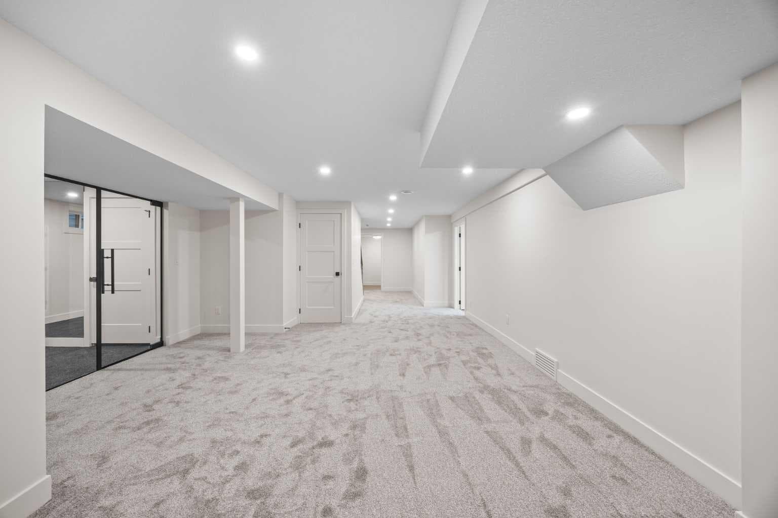 44 Canterbury Drive SW