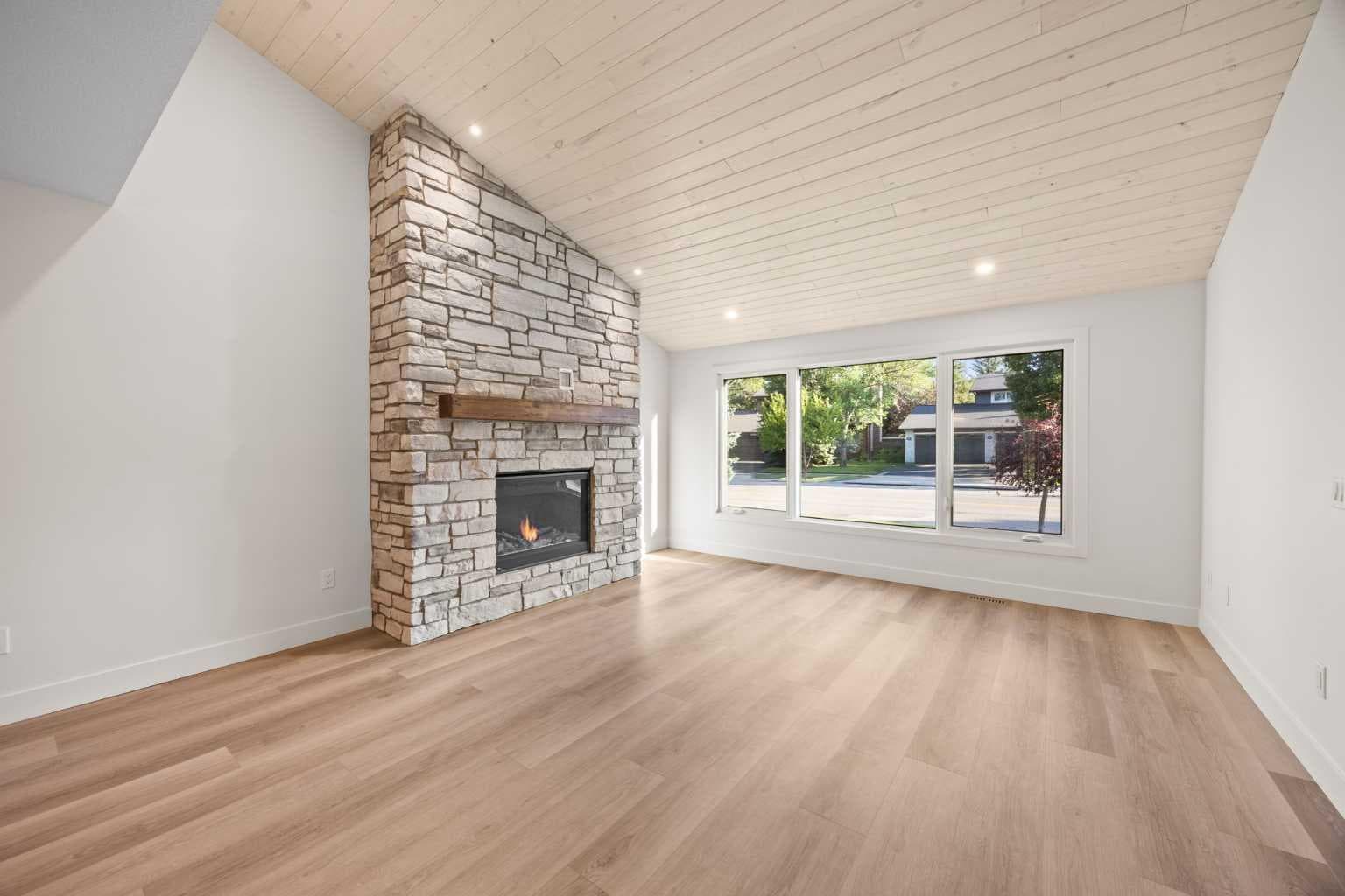 44 Canterbury Drive SW