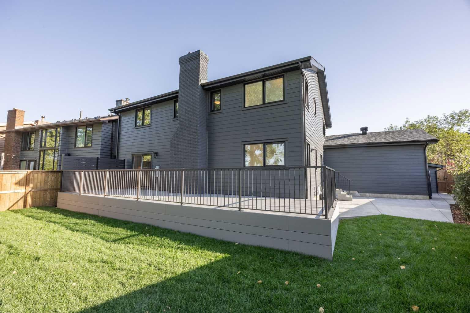 44 Canterbury Drive SW