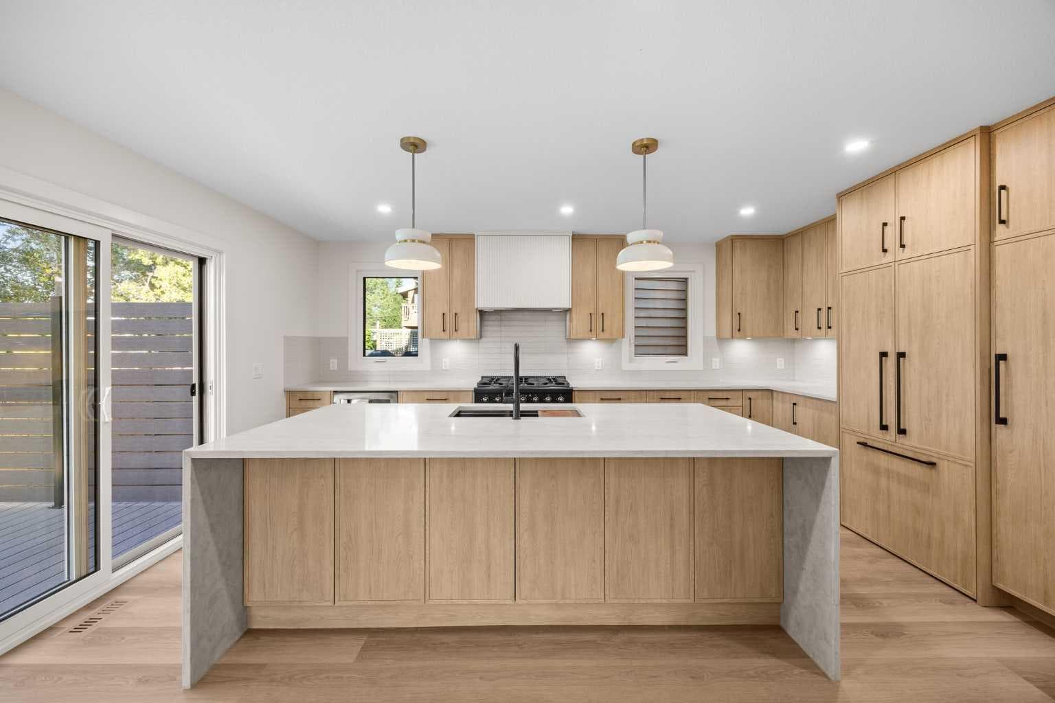 44 Canterbury Drive SW