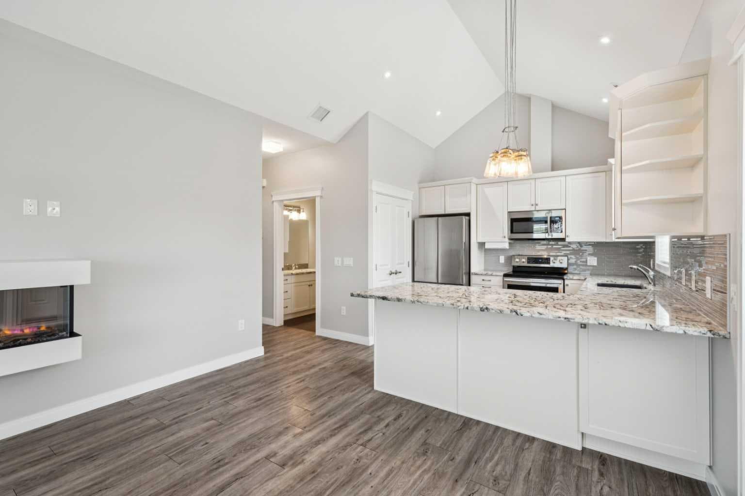 2, 20 River Heights View 