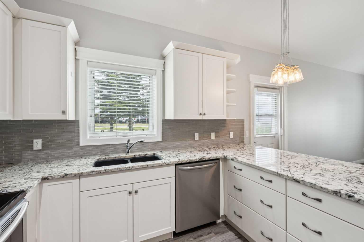 2, 20 River Heights View 
