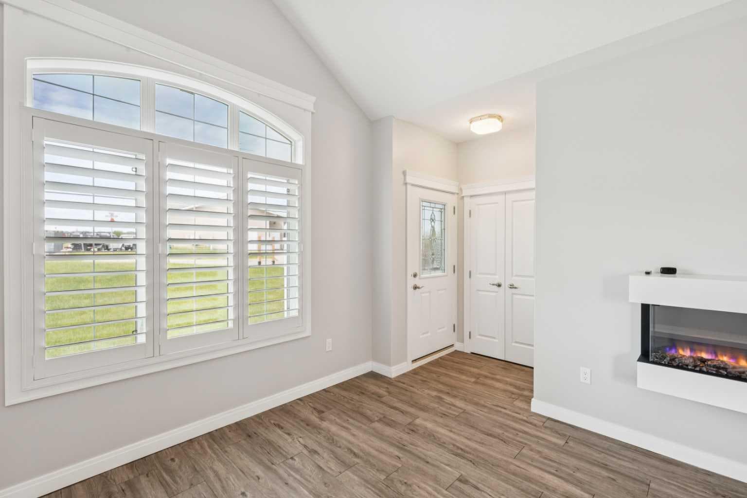 2, 20 River Heights View 