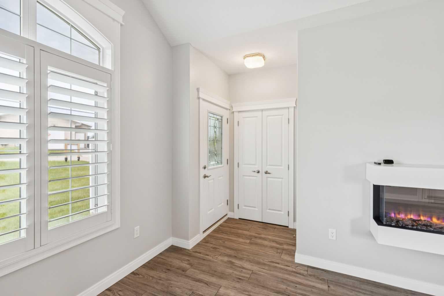2, 20 River Heights View 