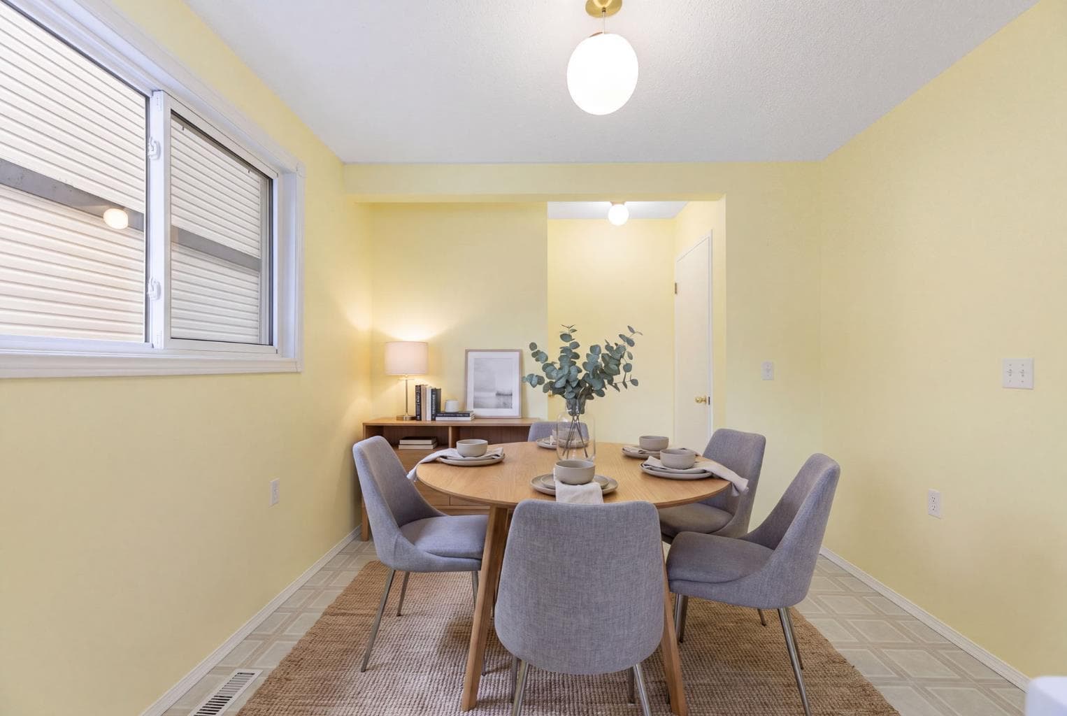 22, 740 Bracewood Drive SW