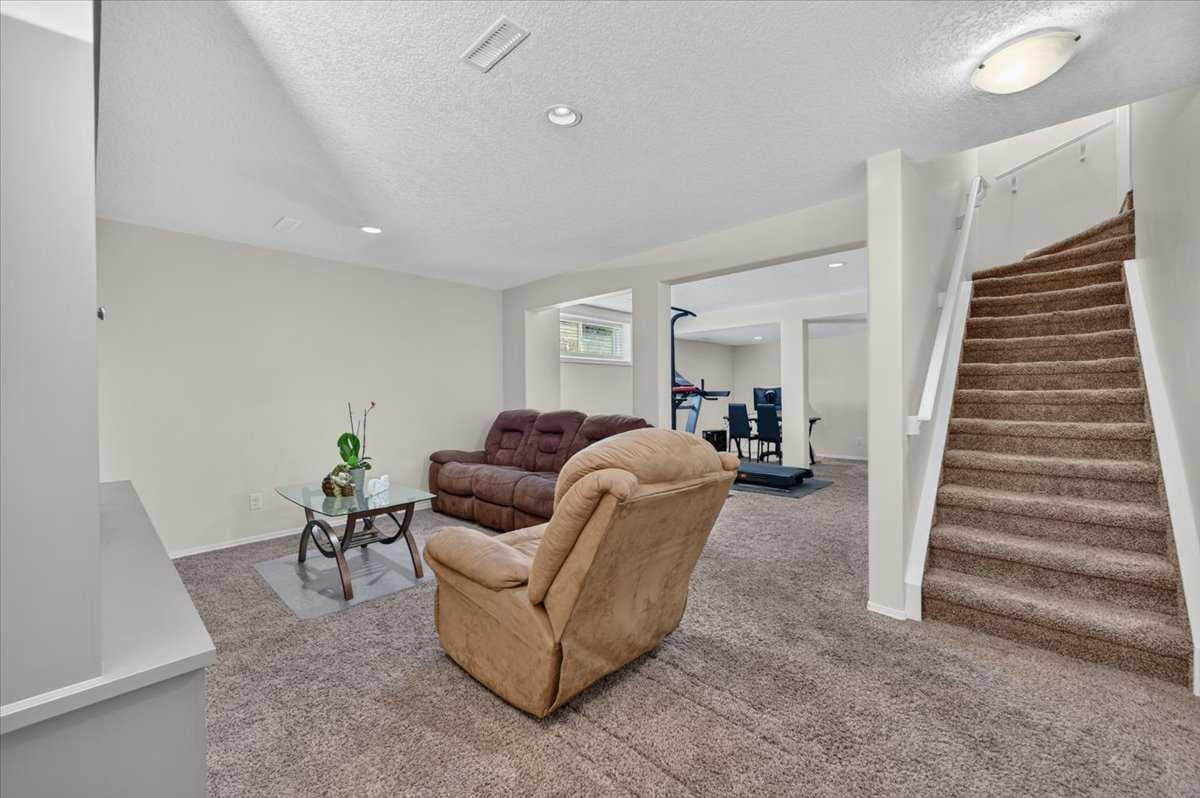 625 Somerset Drive SW