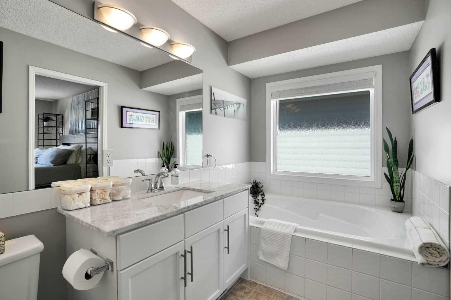 62 Prestwick Landing SE