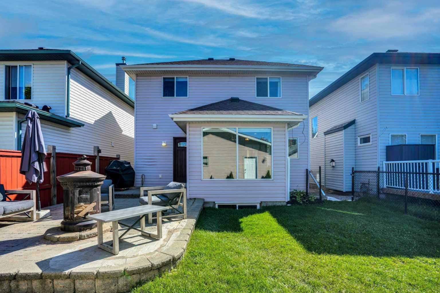 62 Prestwick Landing SE
