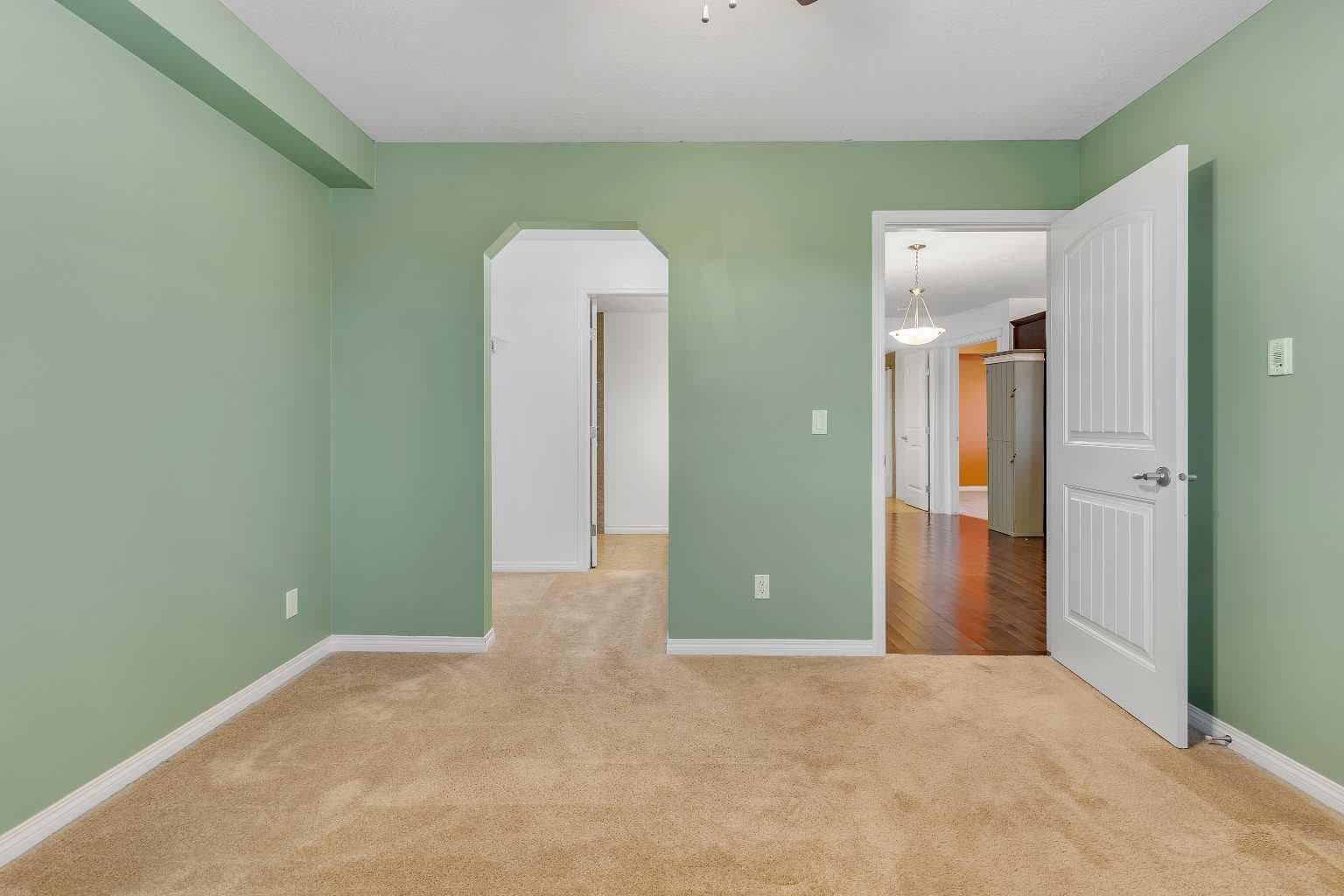 1202, 175 Panatella Hill NW