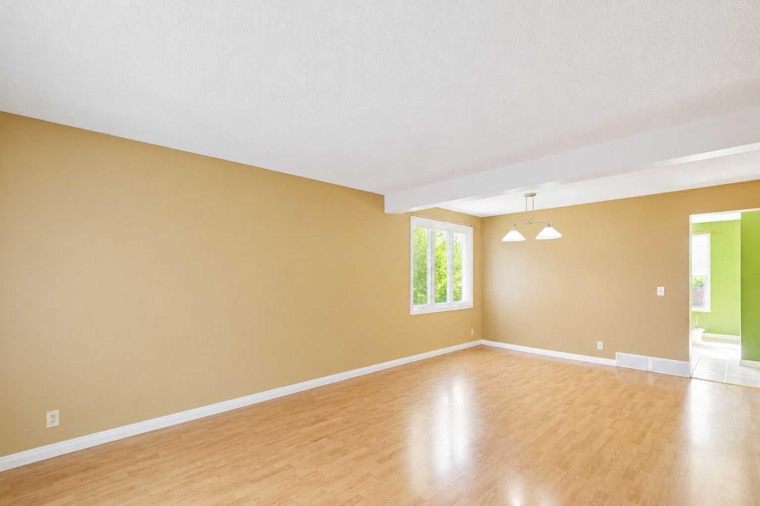 175 Castleridge Drive NE