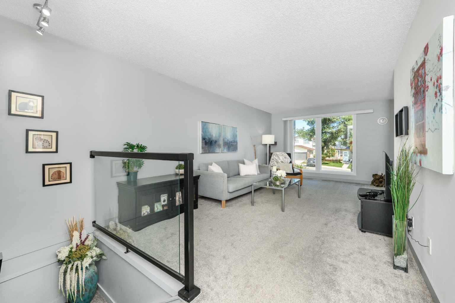 48 Bermuda Court NW