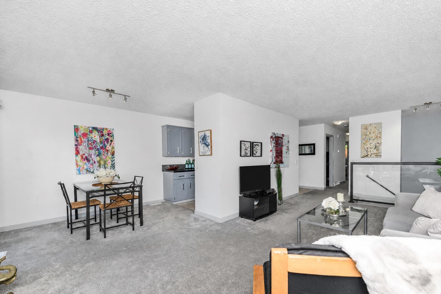 48 Bermuda Court NW