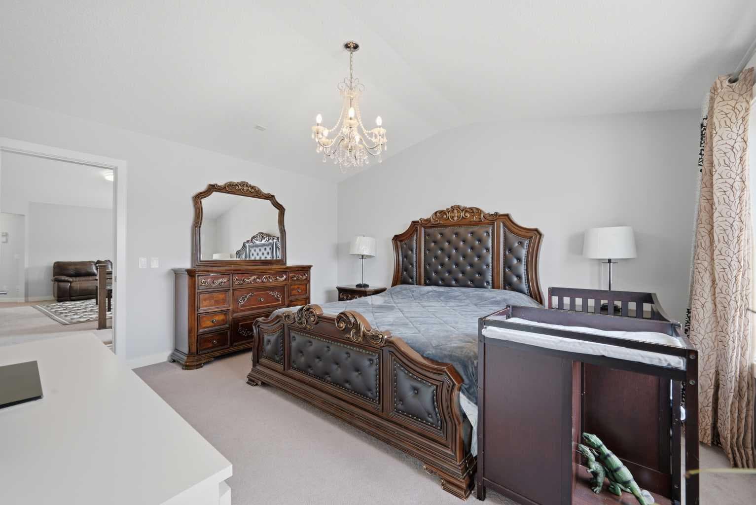 21 Redstone Heath NE