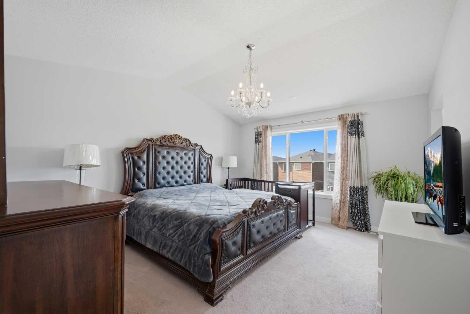 21 Redstone Heath NE