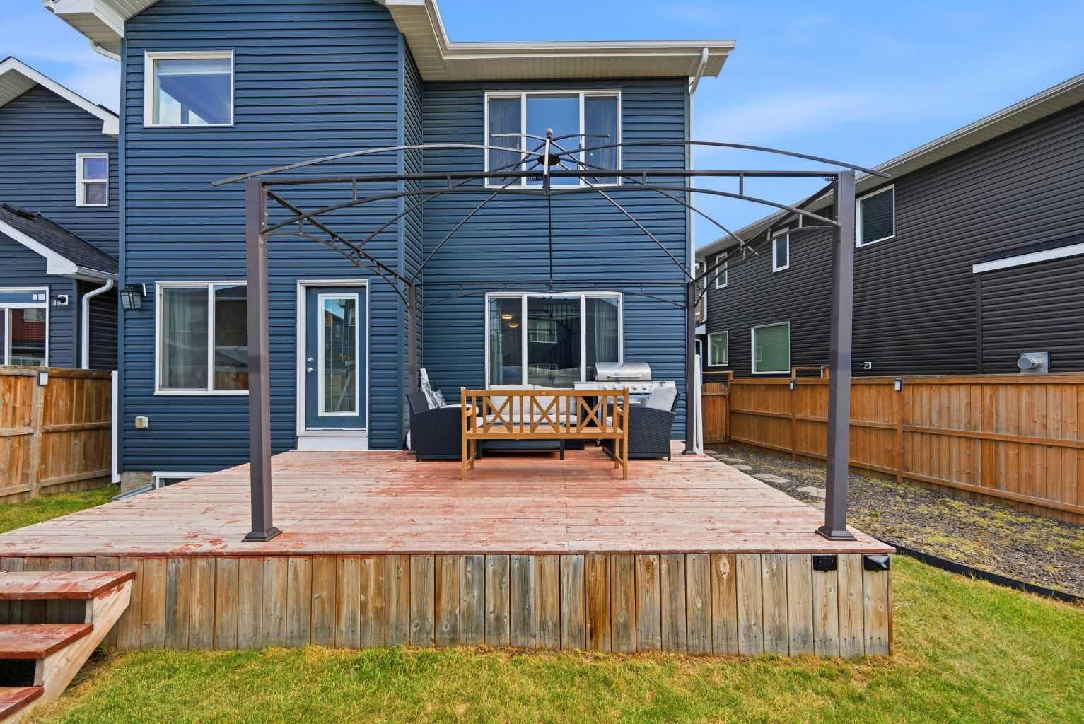 21 Redstone Heath NE