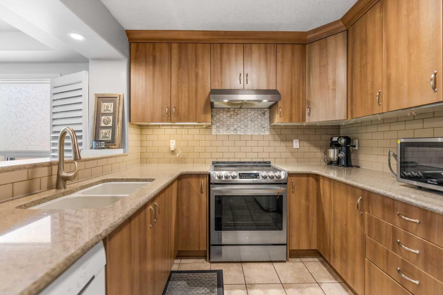 30 Windstone Lane SW