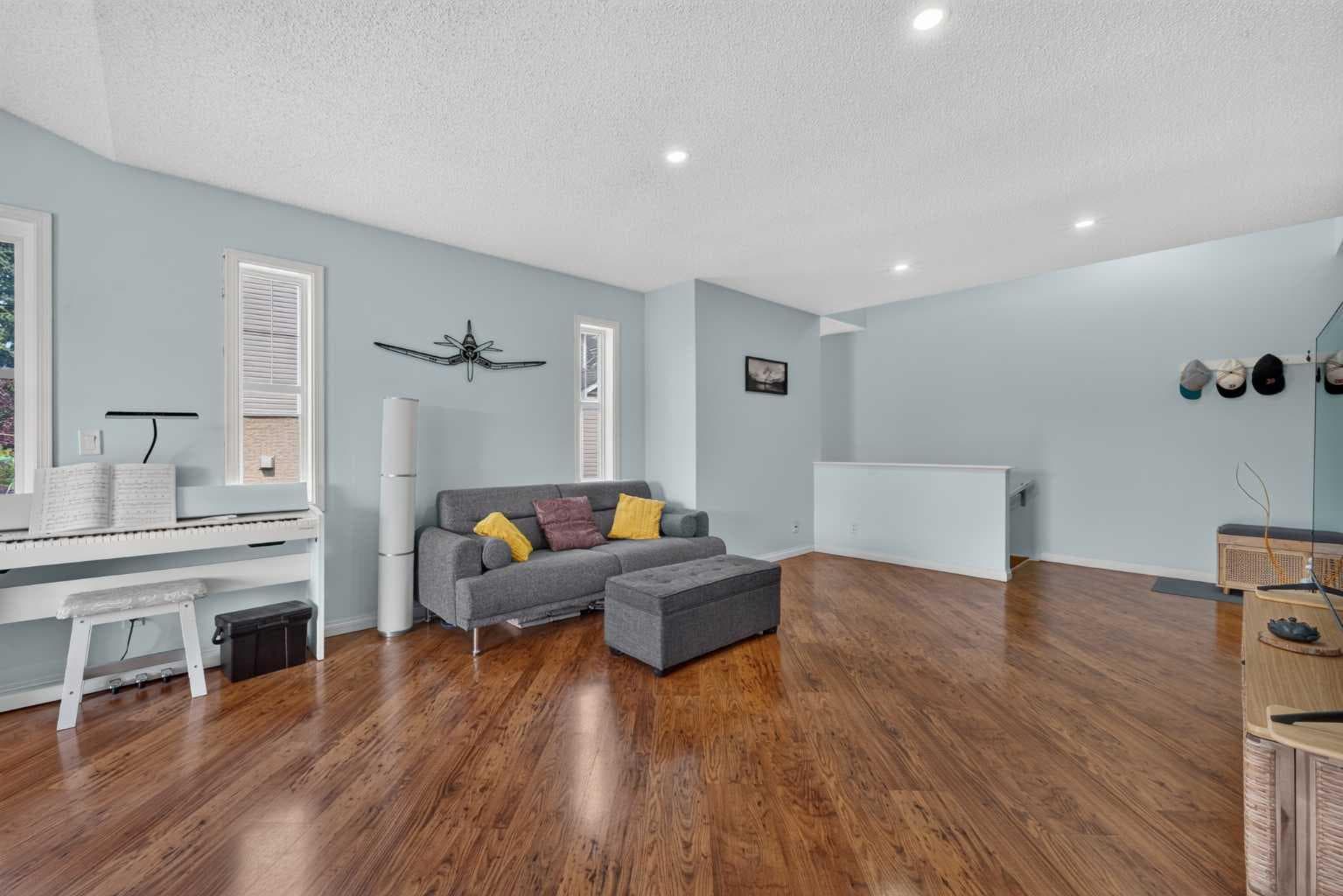 304, 39 Hidden Creek Place NW
