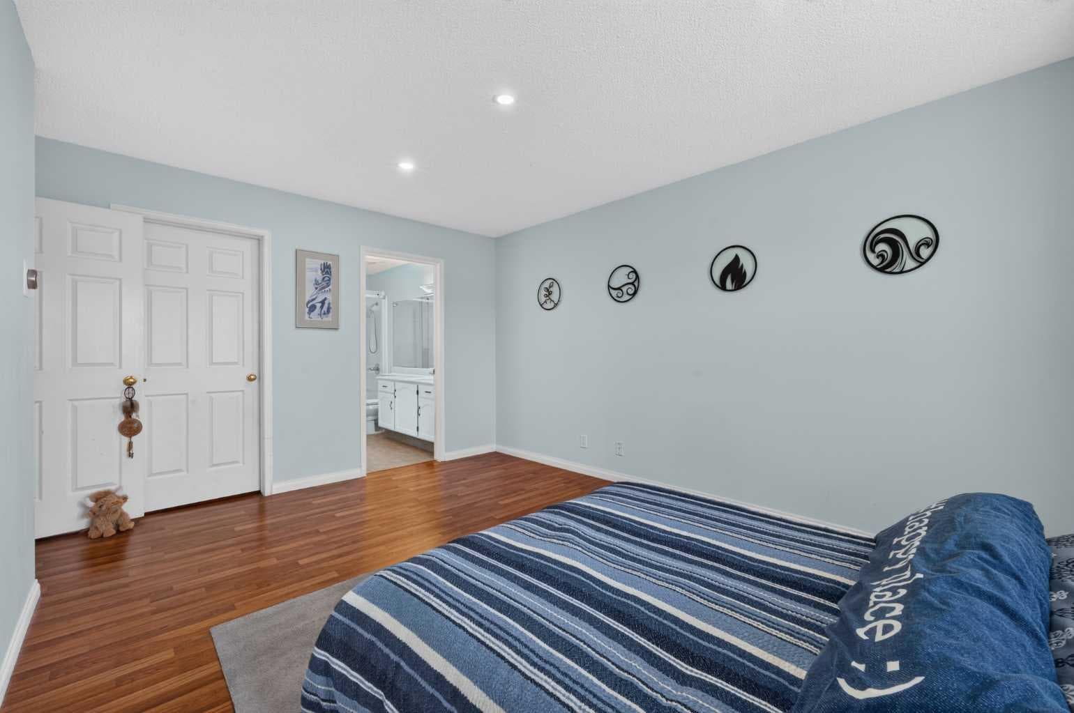 304, 39 Hidden Creek Place NW