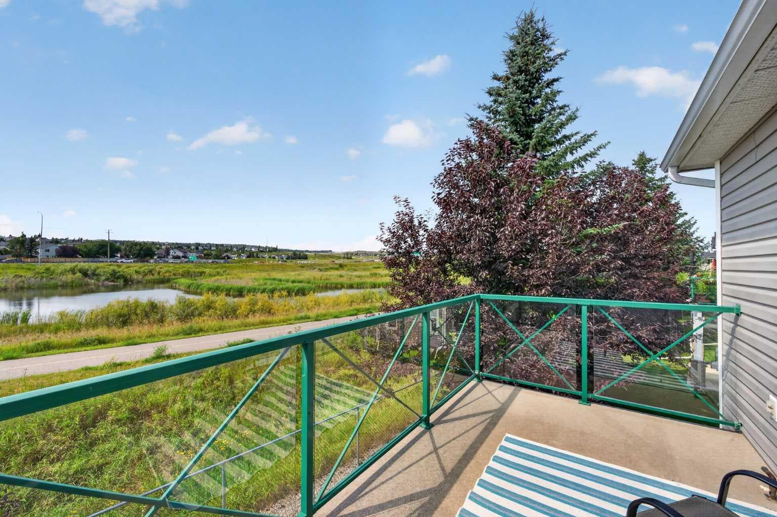 304, 39 Hidden Creek Place NW