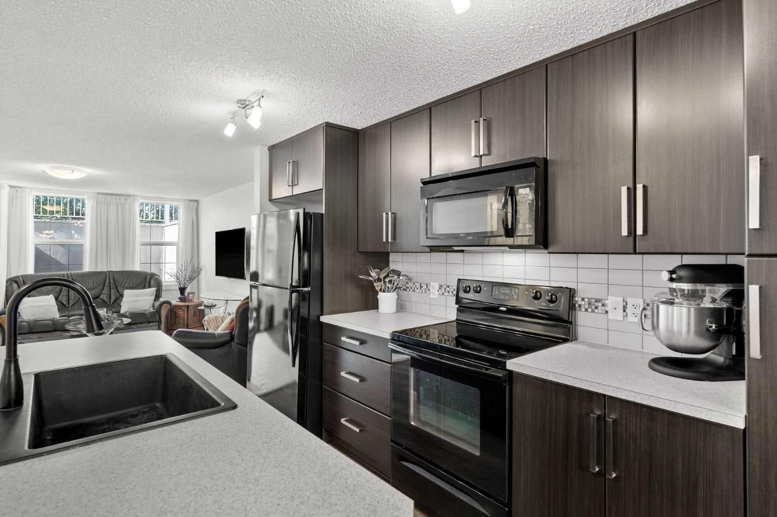 216 Mckenzie Towne Close SE