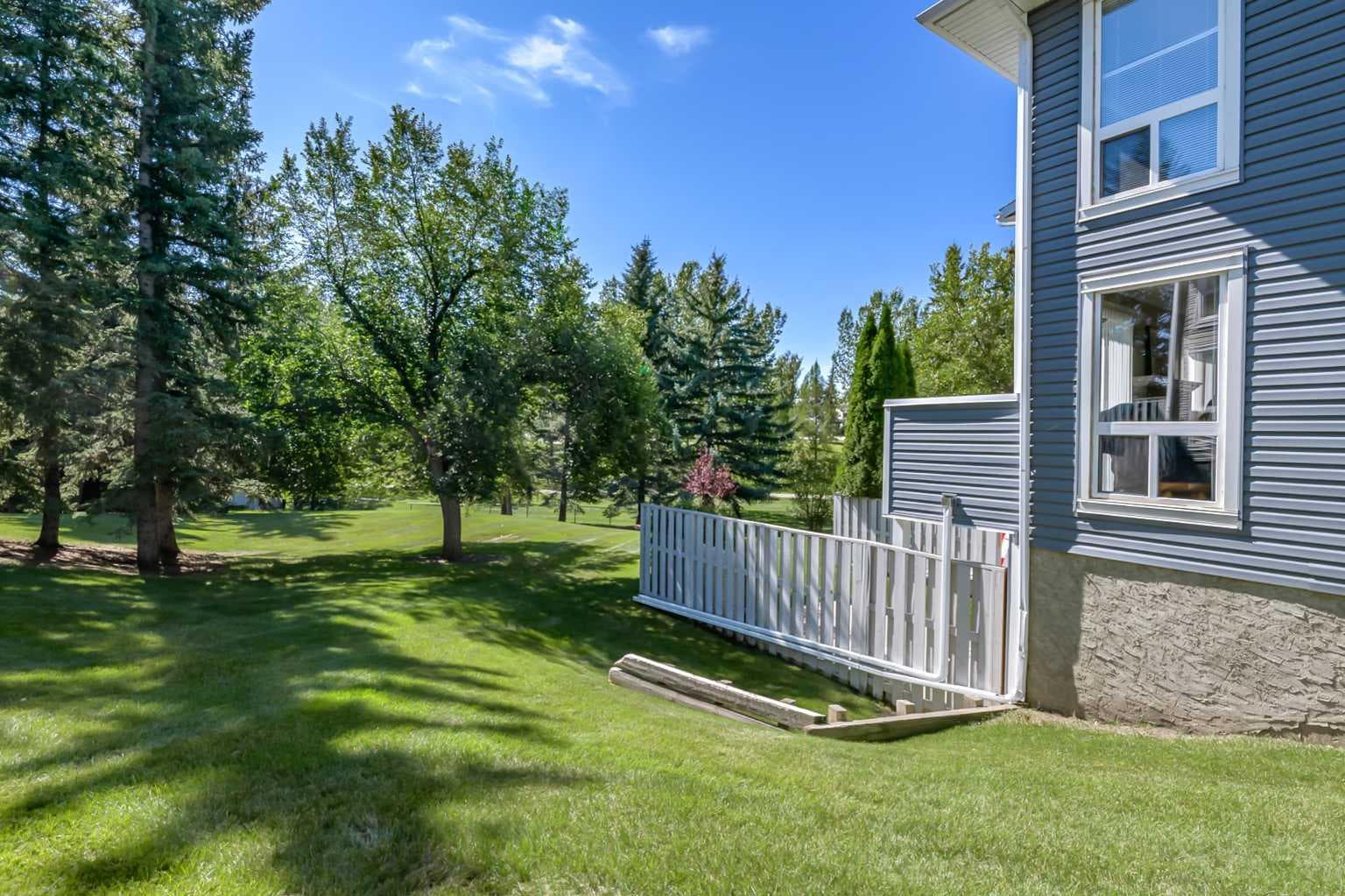 76, 200 Shawnessy Drive SW