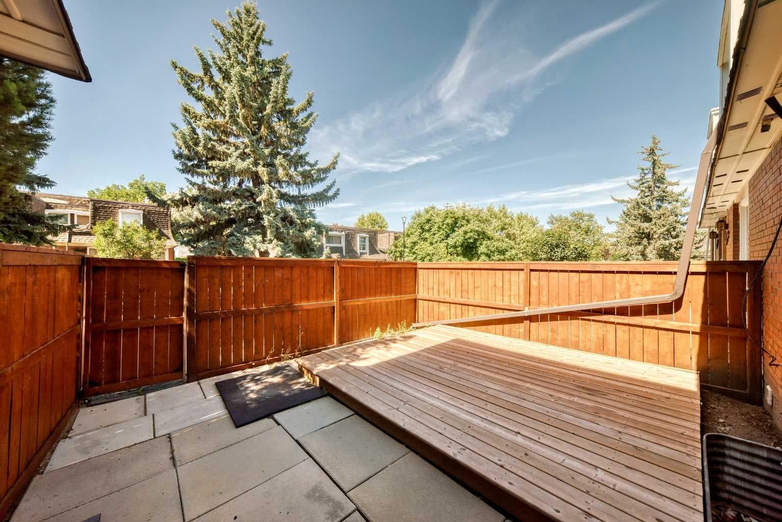 130, 330 Canterbury Drive SW