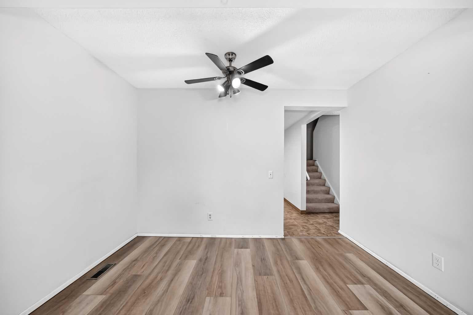 130, 330 Canterbury Drive SW
